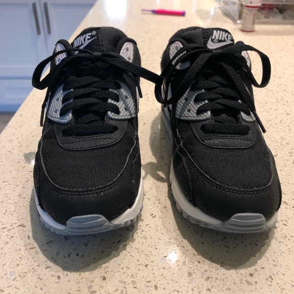 Nike Air Max ๐ - Picture 3 of 5